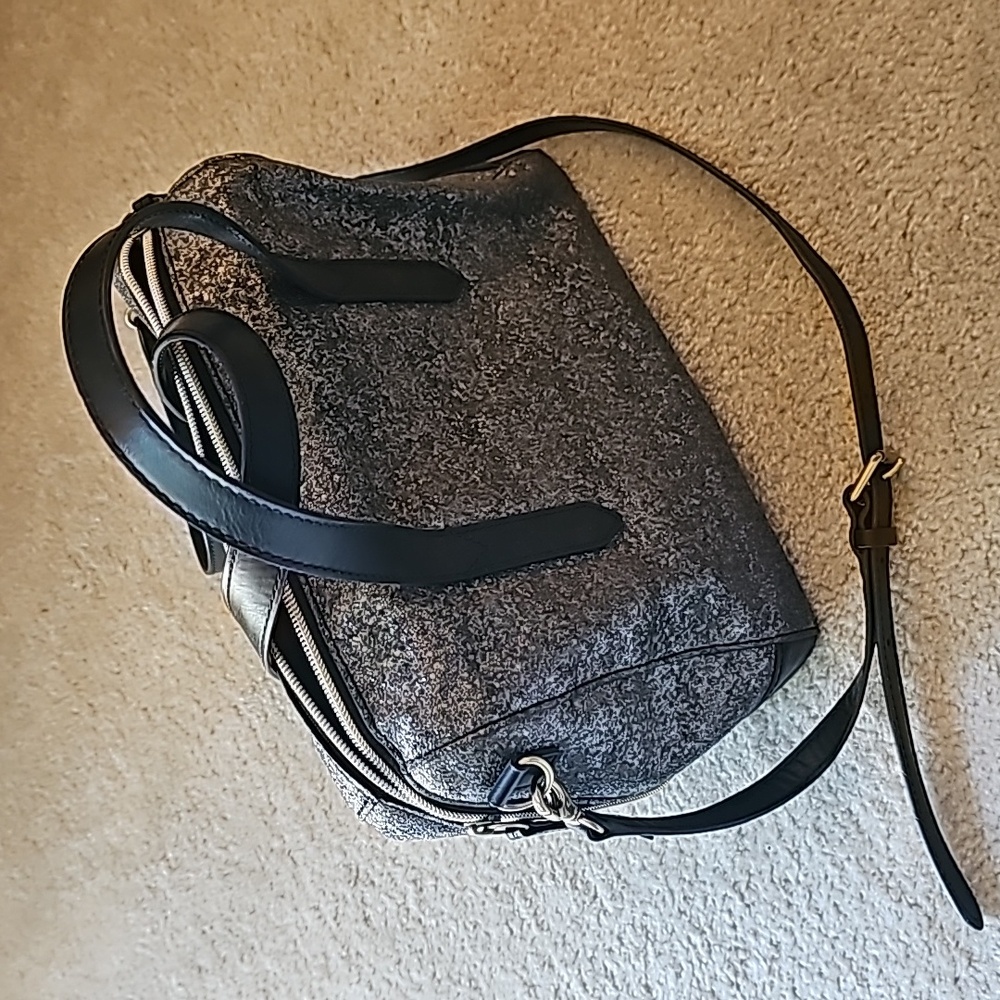 Fossil satchel